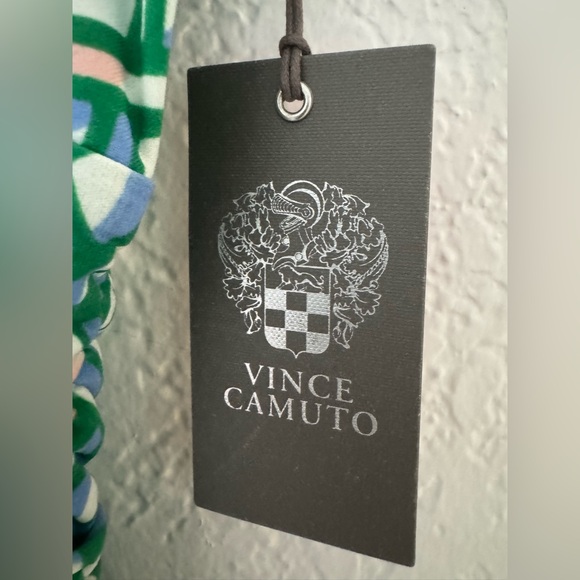 Vince Camuto Twist Cap Sleeve Green Geometric Jumpsuit - Picture 6 of 11